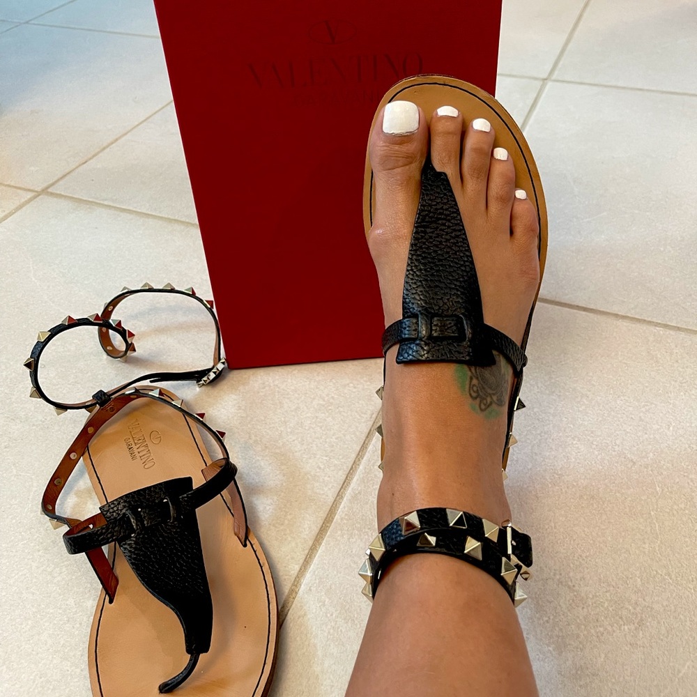 Valentino Rockstud wrap around sandals with box